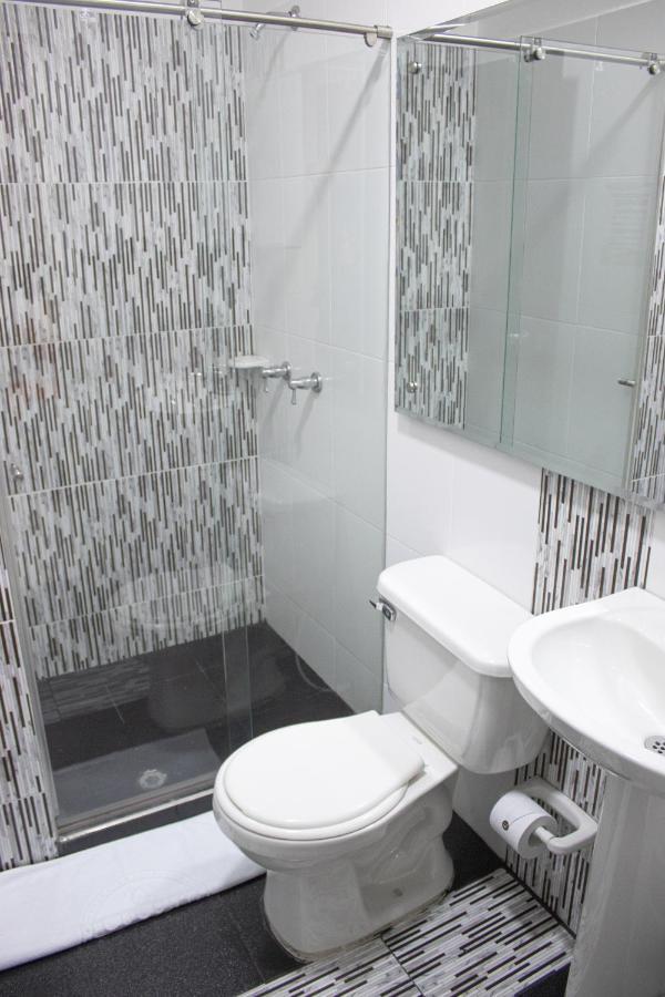 Hotel Fenix Cúcuta Buitenkant foto